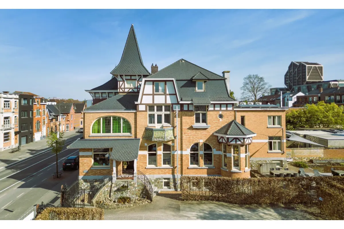 Handelszaak te  koop in Hasselt 3500 0.00€  slaapkamers 760.00m² - Zoekertje 676800