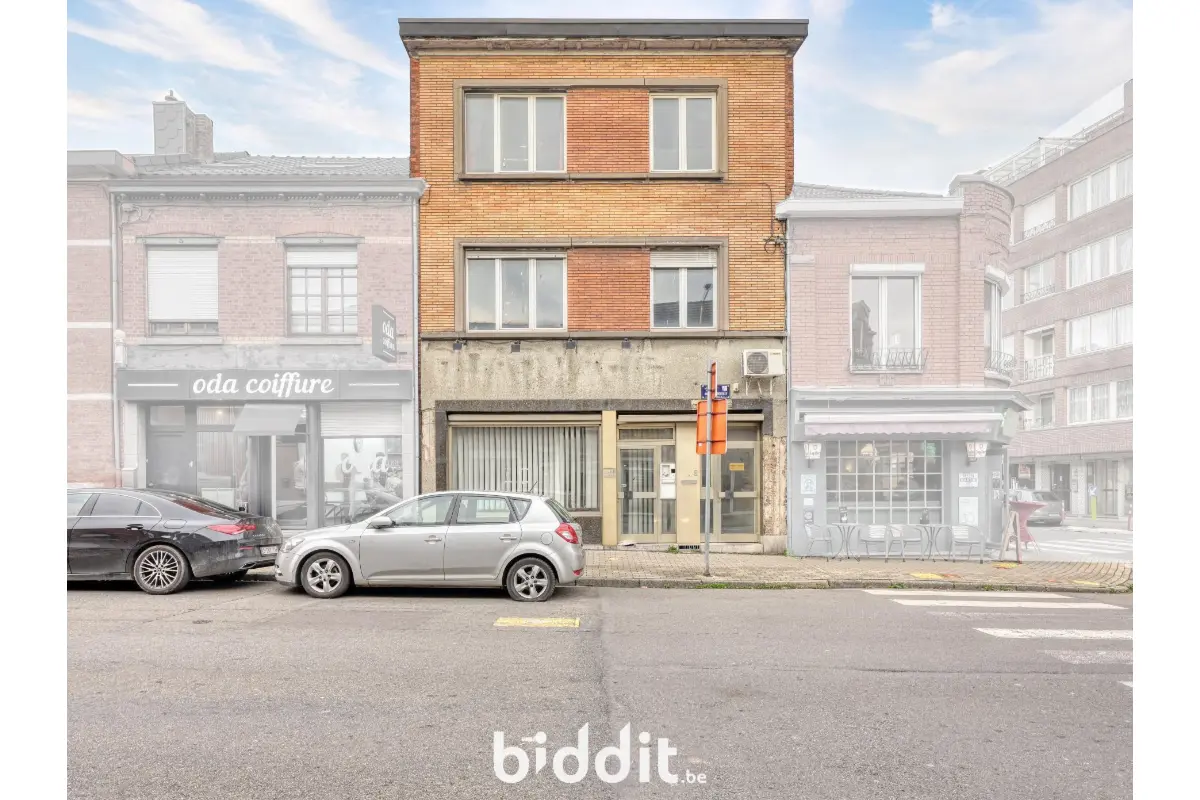 Appartementsgebouw te  koop in Herstal 4040 125000.00€ 3 slaapkamers 282.00m² - Zoekertje 677185