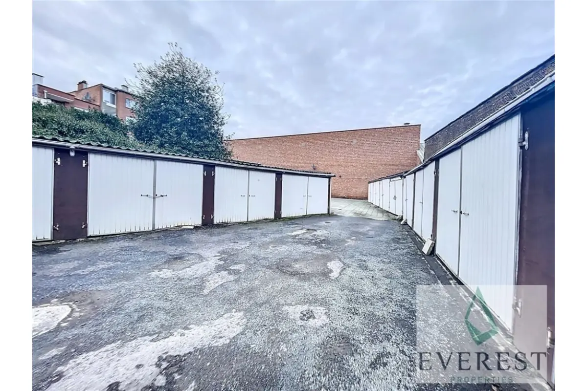 Appartementsgebouw te  koop in Jette 1090 570000.00€ 23 slaapkamers m² - Zoekertje 677967