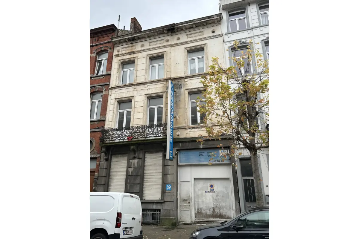 Appartementsgebouw te  koop in Anderlecht 1070 950000.00€ 5 slaapkamers 450.00m² - Zoekertje 678044