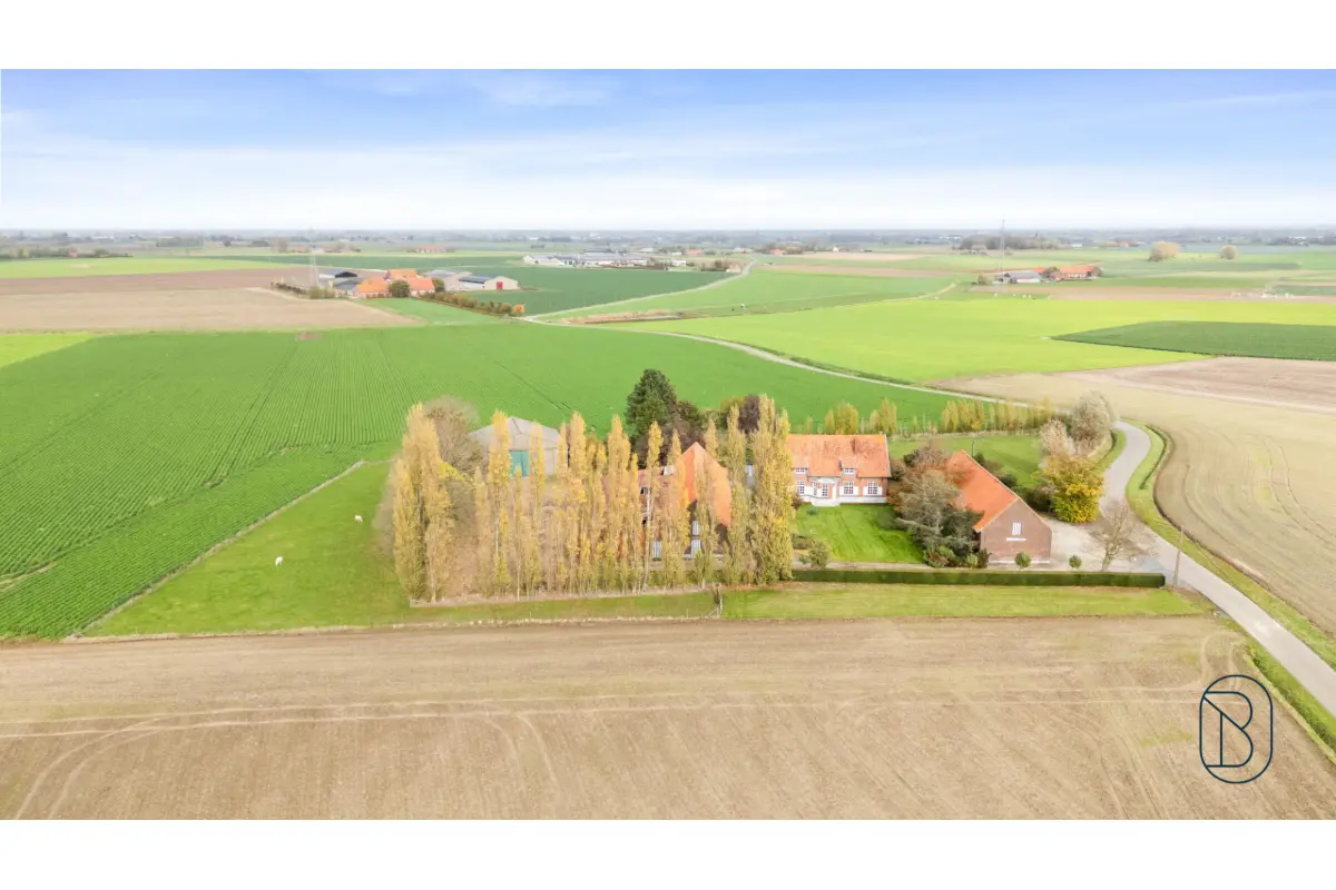 Bungalow à vendre à Ypres 8900 750000.00€ 4 chambres 1500.00m² - annonce 678113