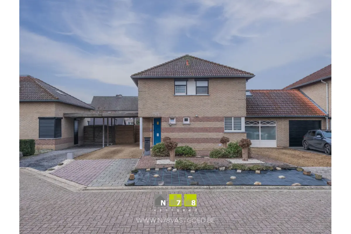 Maison à vendre à Maaseik 3680 359000.00€ 3 chambres 150.00m² - annonce 677613