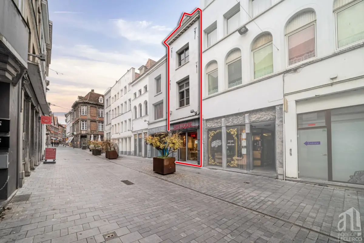 Immeuble mixte à vendre à Tournai 7500 135000.00€  chambres 120.00m² - annonce 678048