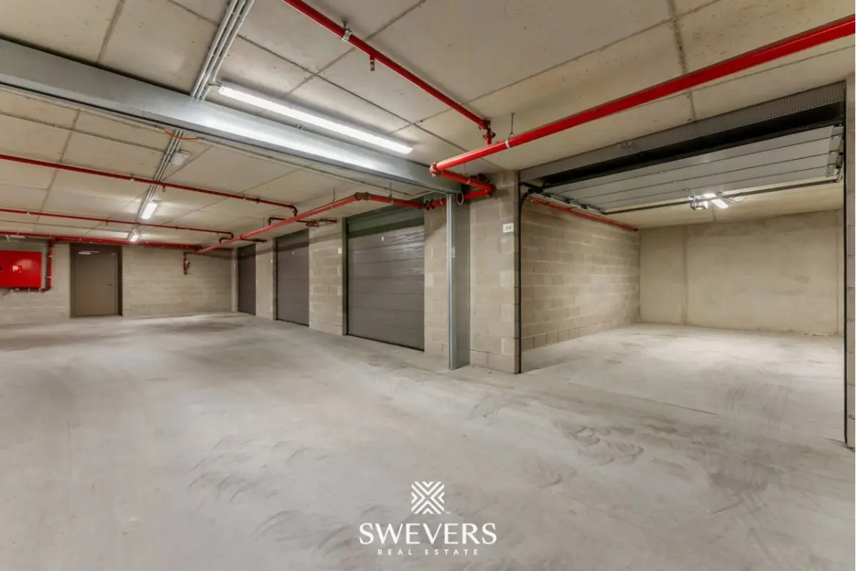 Parking / garage à louer à Hasselt 3500 220.00€  chambres m² - annonce 677578