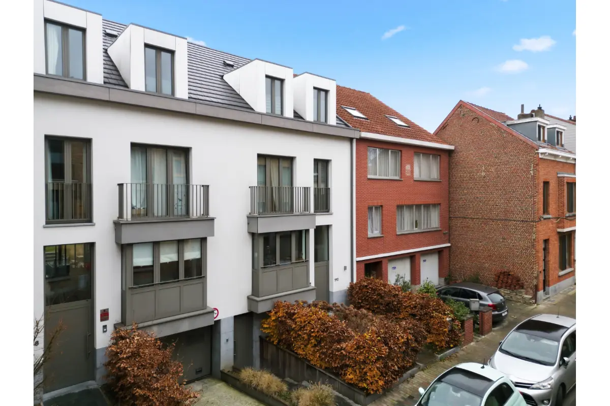 Maison à  à Uccle 1180 895000.00€ 4 chambres 246.00m² - annonce 677935