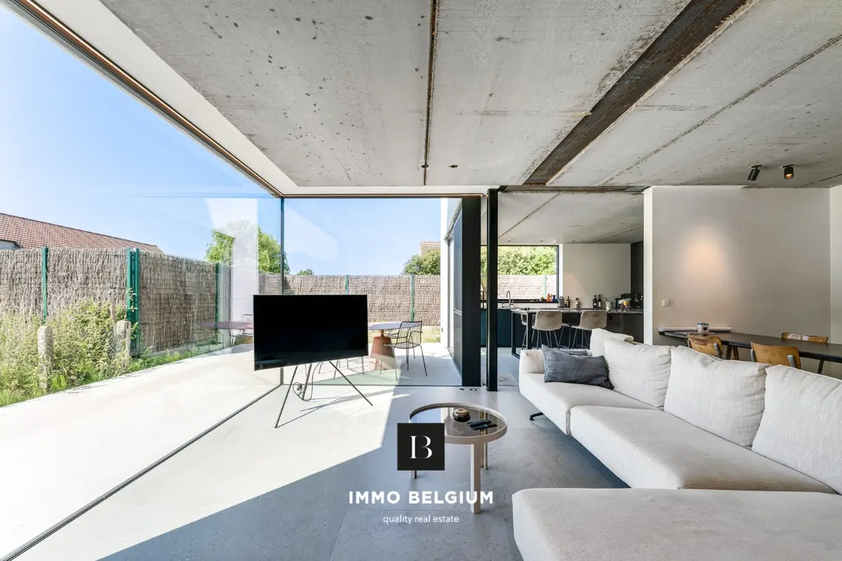 Maison à vendre à Le Coq 8420 610000.00€ 4 chambres 247.00m² - annonce 677647