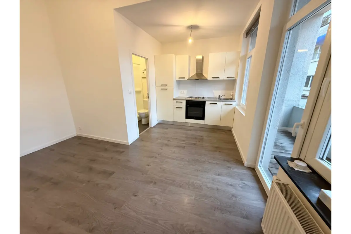 Appartement te  huur in Elsene 1050 945.00€ 1 slaapkamers 35.00m² - Zoekertje 677926