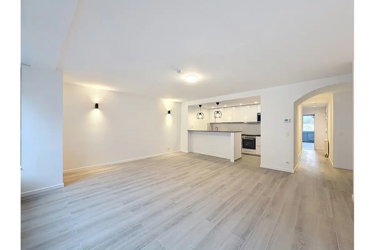 Appartement à  à Schaerbeek 1030 1600.00€ 3 chambres 115.00m² - annonce 677797