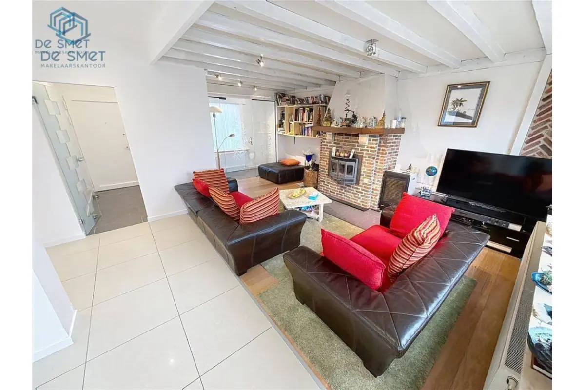 Immeuble mixte à vendre à Sint-Martens-Lierde 9572 595000.00€ 4 chambres 162.00m² - annonce 678810