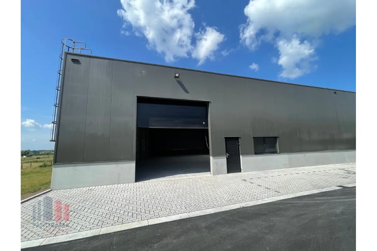 Handelszaak te  huur in Tielt 8700 780.00€  slaapkamers 144.00m² - Zoekertje 678487