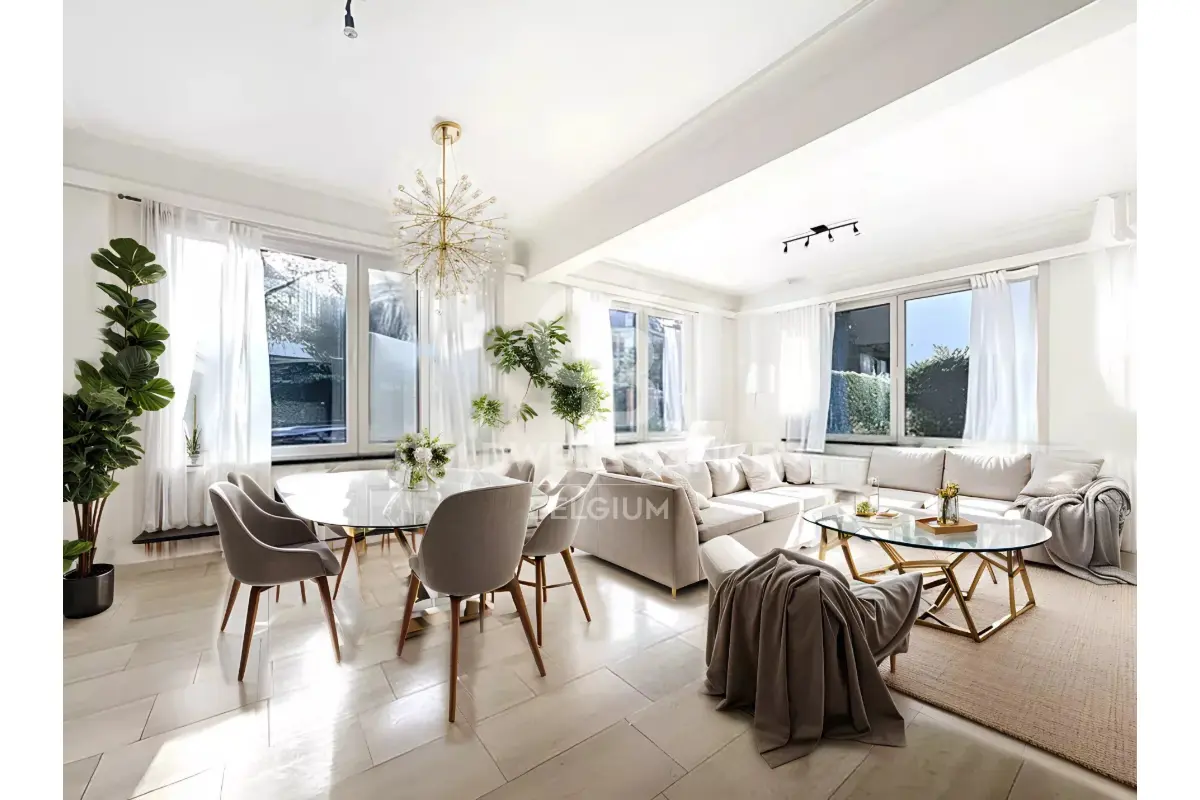 Appartement te  huur in Ukkel 1180 2050.00€ 3 slaapkamers 135.00m² - Zoekertje 679291