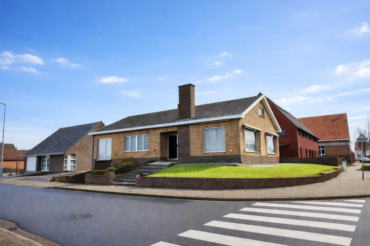 Maison à vendre à Ruddervoorde 8020 250000.00€ 3 chambres m² - annonce 678339