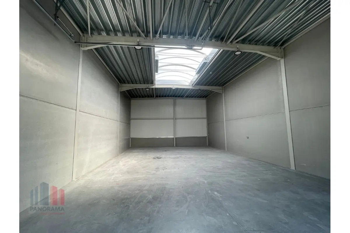 Handelszaak te  huur in Tielt 8700 872.00€  slaapkamers 161.00m² - Zoekertje 678488