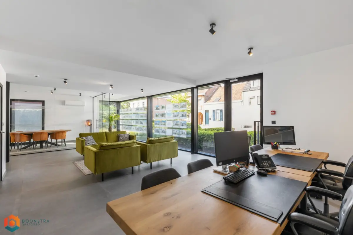 Handelszaak te  koop in Itegem 2222 329000.00€  slaapkamers 95.00m² - Zoekertje 678435