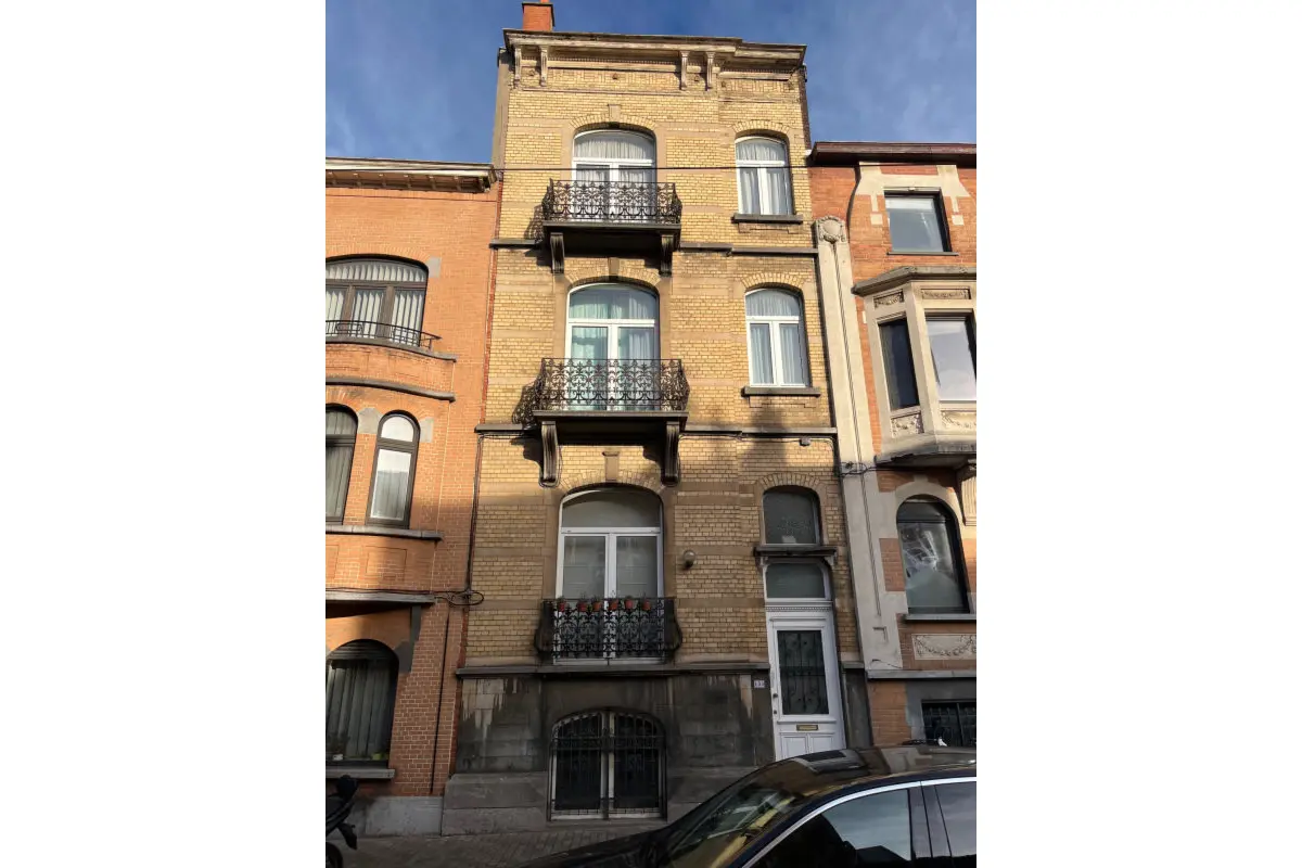 Huis te  koop in Evere 1140 585000.00€ 7 slaapkamers 384.00m² - Zoekertje 679044