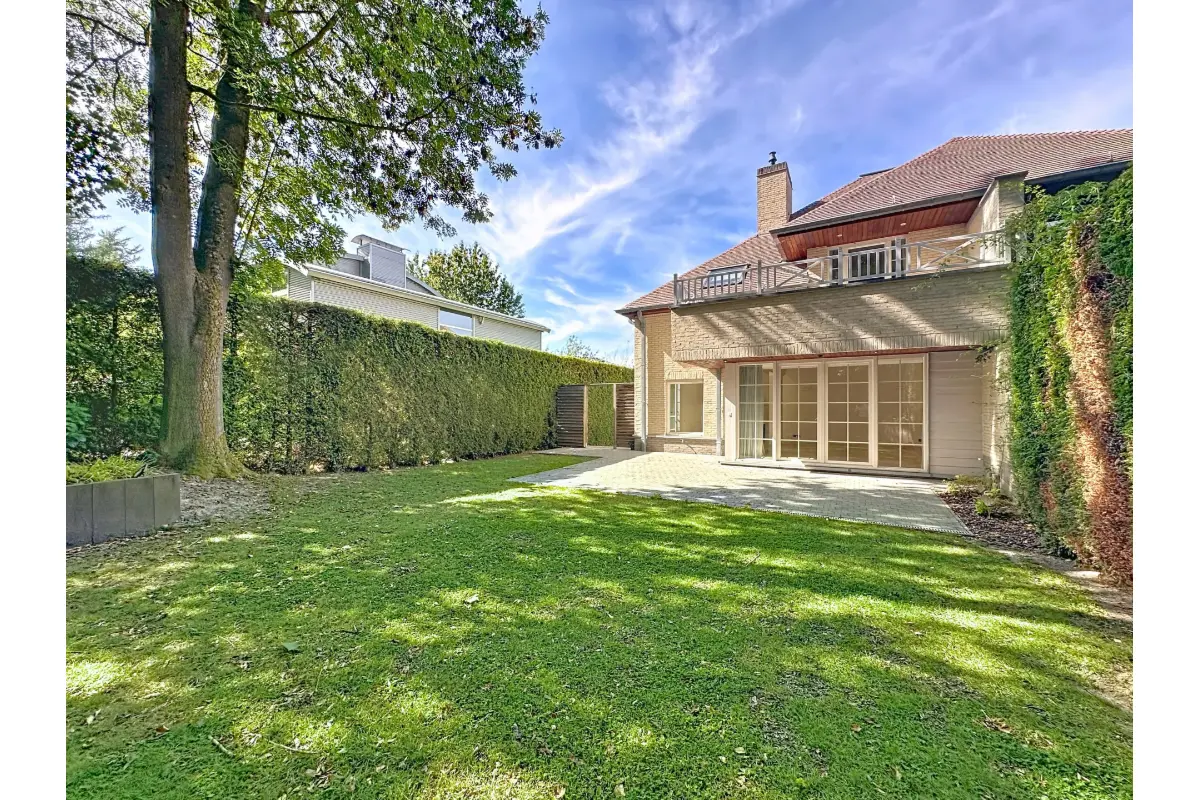 Huis te  koop in Ukkel 1180 1250000.00€ 4 slaapkamers 289.00m² - Zoekertje 678702