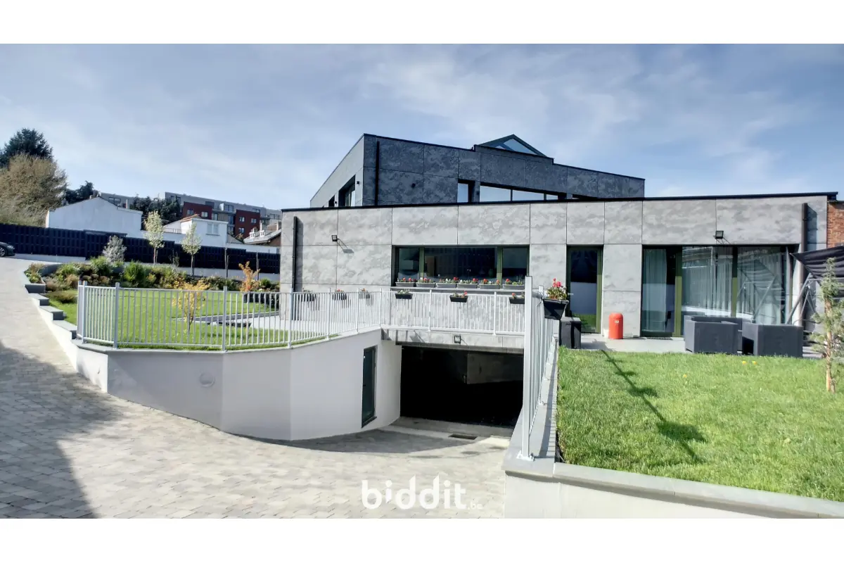 Maison à vendre à Molenbeek-Saint-Jean 1080 1490000.00€ 5 chambres m² - annonce 678992