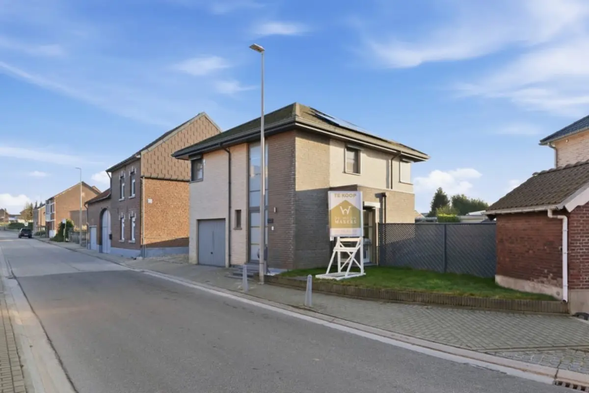 Maison à vendre à Saint-Trond 3800 369000.00€ 3 chambres 145.00m² - annonce 678400