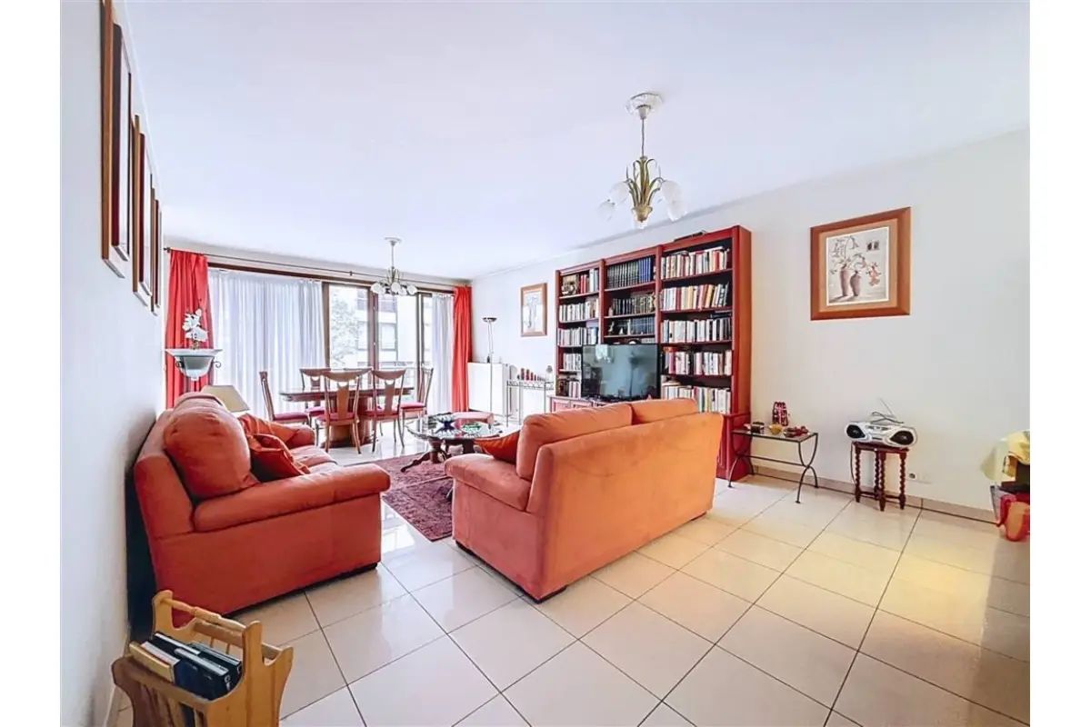 Appartement te  in Anderlecht 1070 229000.00€ 1 slaapkamers 84.00m² - Zoekertje 679055