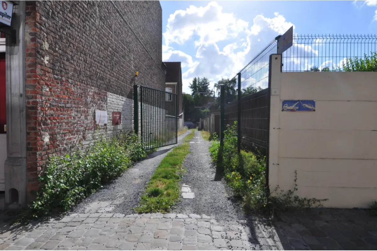 Box te  in Vorst 1190 140.00€  slaapkamers m² - Zoekertje 679317