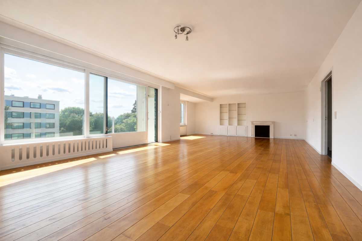 Appartement te  huur in Ukkel 1180 2800.00€ 3 slaapkamers 185.00m² - Zoekertje 679001