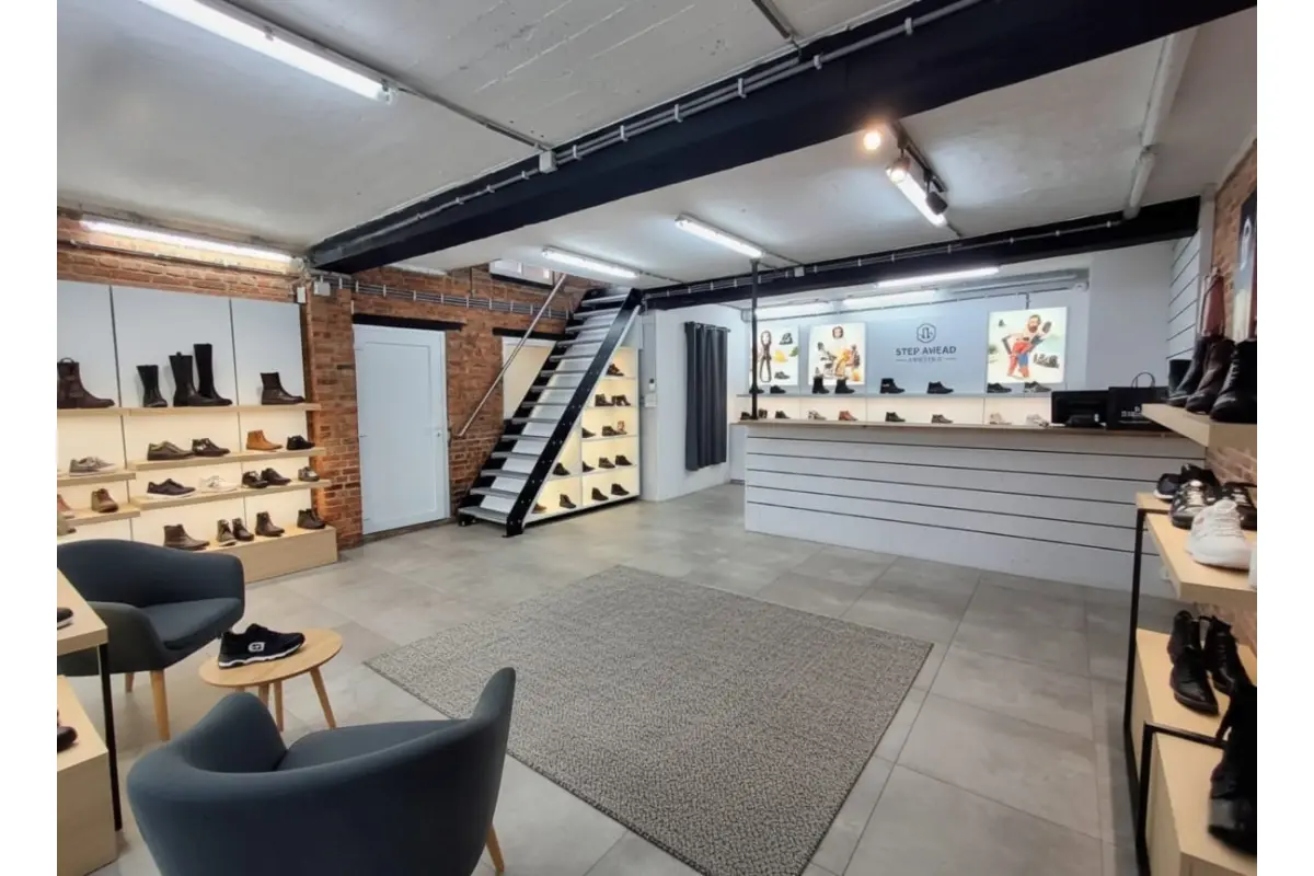 Handelszaak te  huur in Ruiselede 8755 650.00€  slaapkamers m² - Zoekertje 679626