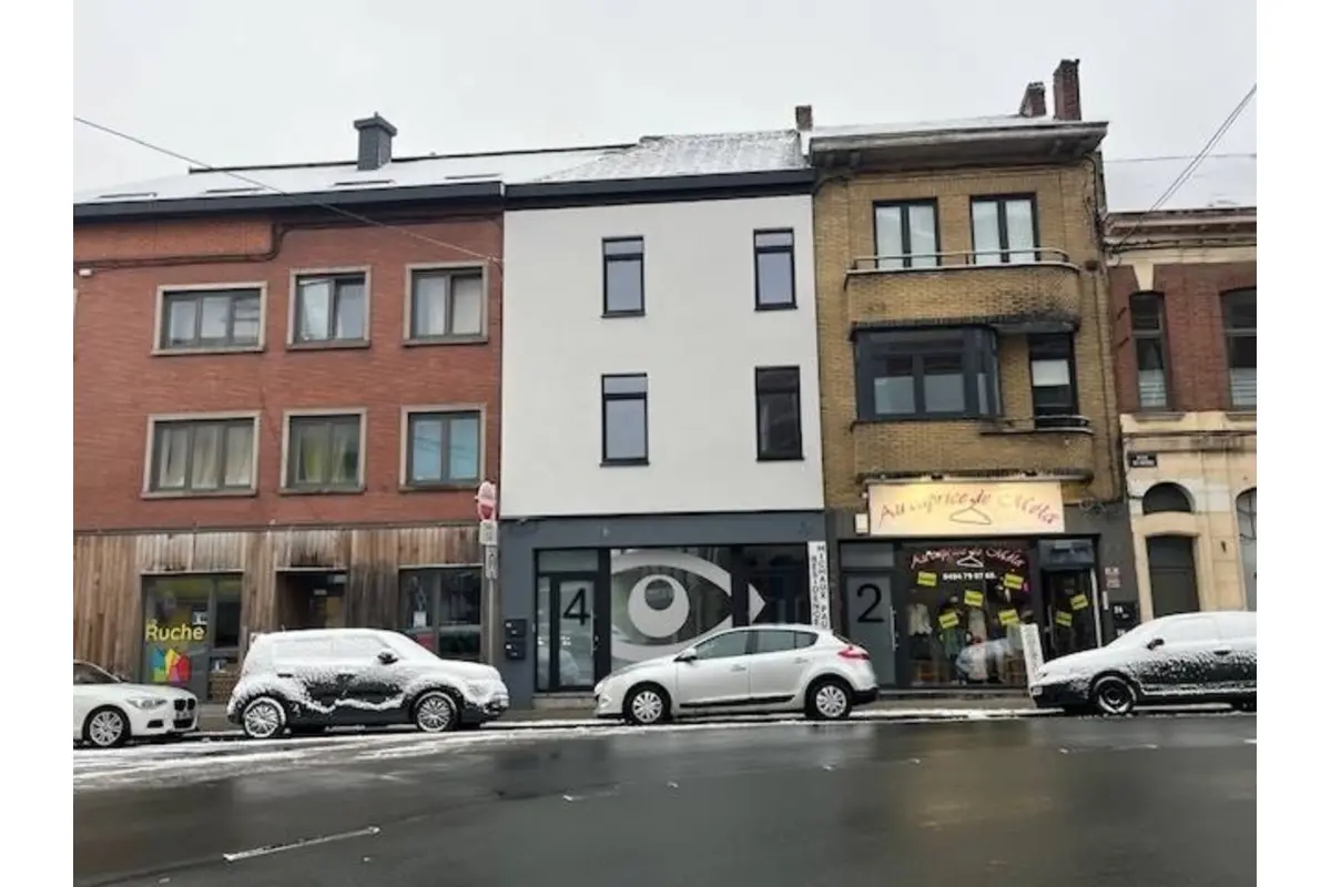 Handelszaak te  huur in Tamines 5060 650.00€  slaapkamers m² - Zoekertje 679586