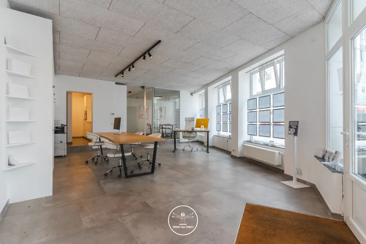Handelszaak te  huur in Gent 9000 1560.00€  slaapkamers 104.00m² - Zoekertje 679667