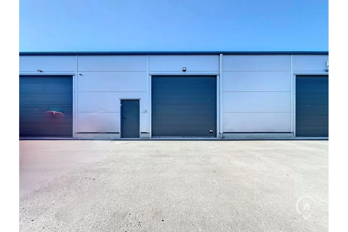 Handelszaak te  huur in Dinant 5500 750.00€  slaapkamers m² - Zoekertje 679863