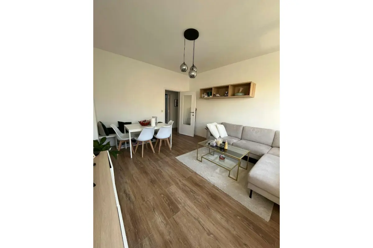 Appartement te  huur in Ukkel 1180 1410.00€  slaapkamers m² - Zoekertje 679797