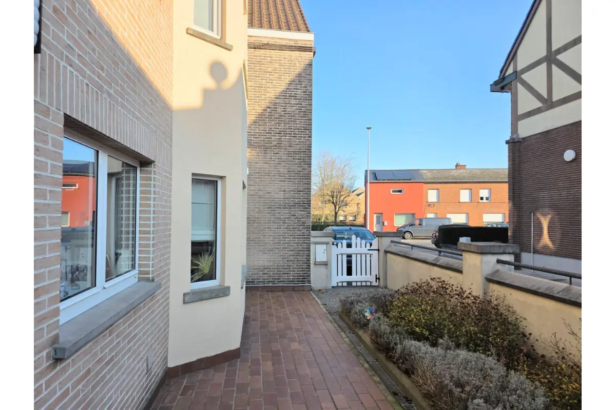 Duplex te  huur in Schellebelle 9260 830.00€ 1 slaapkamers 81.00m² - Zoekertje 679927