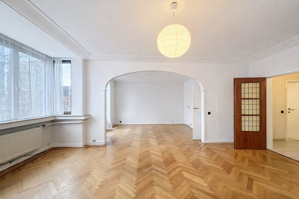 Appartement à vendre à Woluwe-Saint-Lambert 1200 365000.00€ 2 chambres 126.00m² - annonce 680206