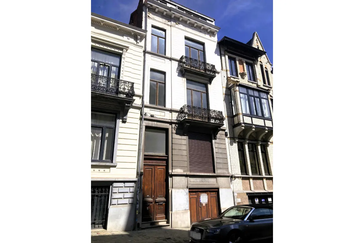 Appartement te  koop in Elsene 1050 300000.00€ 1 slaapkamers 60.00m² - Zoekertje 680549