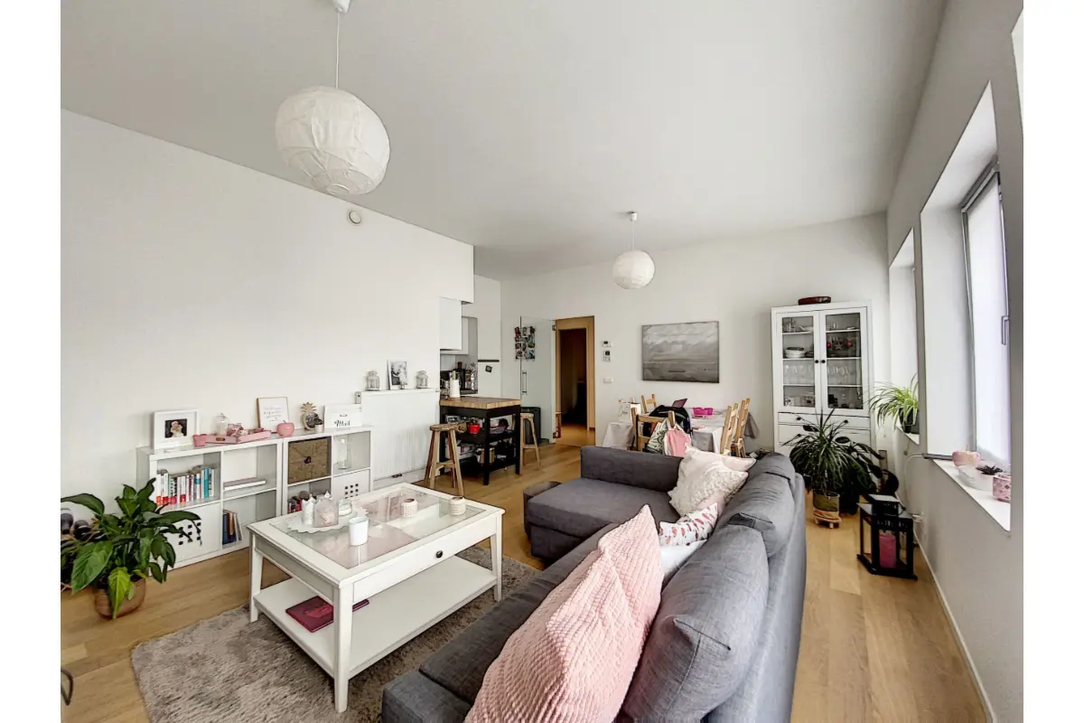 Appartement te  huur in Sint-Lambrechts-Woluwe 1200 1475.00€ 2 slaapkamers 83.40m² - Zoekertje 680900