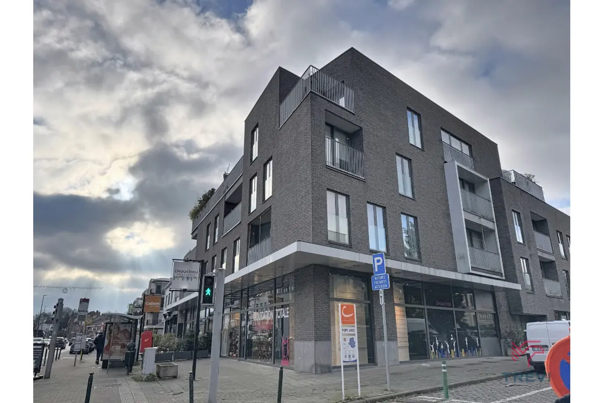 Appartement te  huur in Ukkel 1180 1150.00€ 1 slaapkamers 79.00m² - Zoekertje 680220