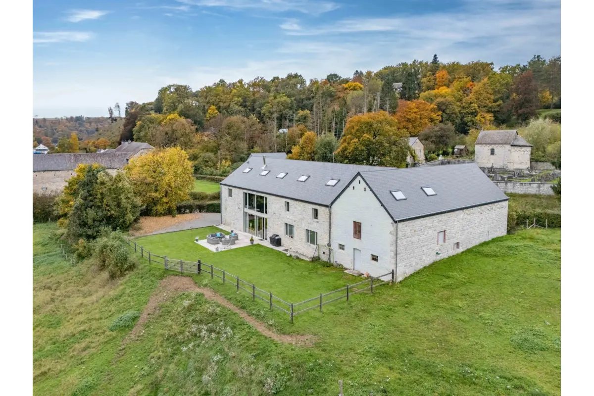 Maison à vendre à Ferrières 4190 995000.00€ 6 chambres 500.00m² - annonce 680011