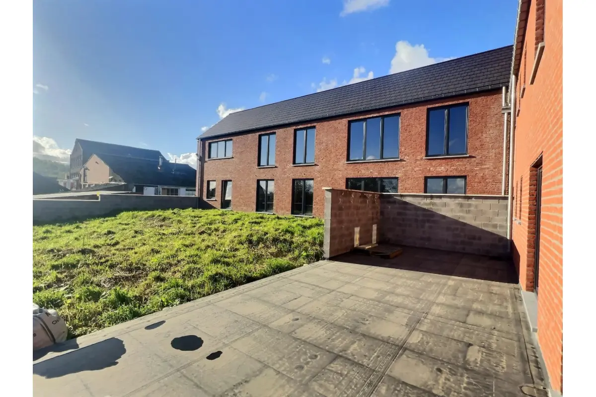 Appartement à vendre à Pironchamps 6240 250000.00€ 3 chambres 170.00m² - annonce 680000