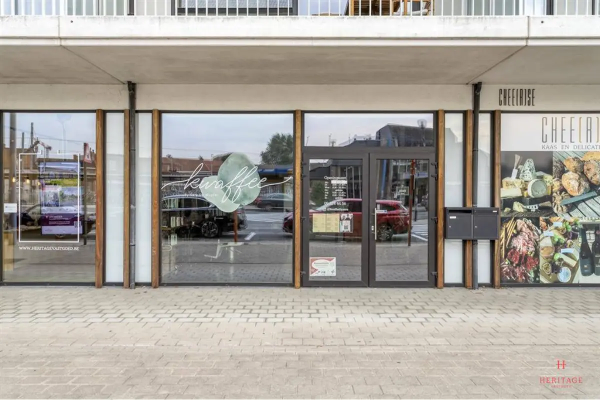 Handelszaak te  huur in Aalter 9880 1250.00€  slaapkamers 87.00m² - Zoekertje 680940