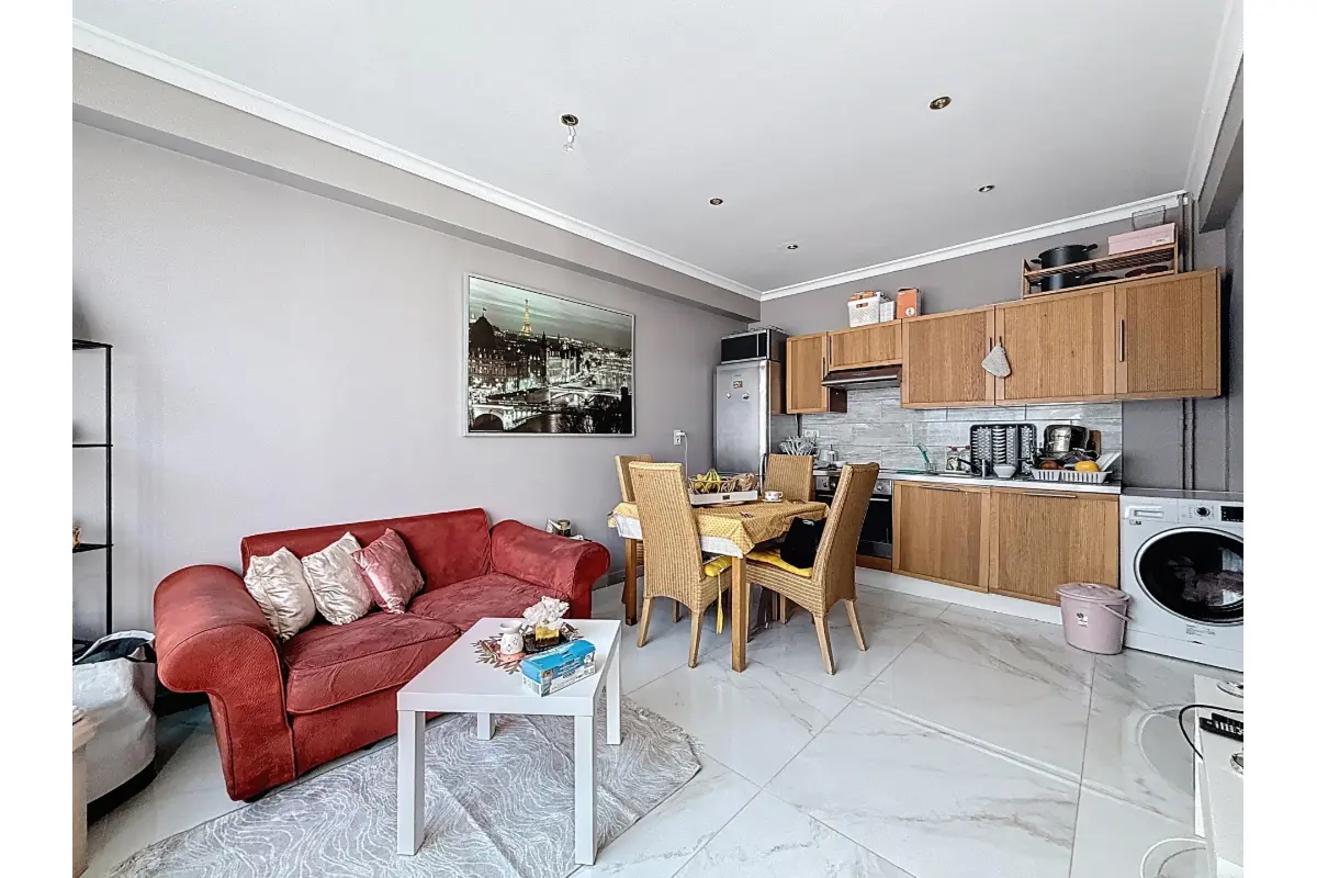 Appartement te  huur in Elsene 1050 900.00€ 1 slaapkamers 40.00m² - Zoekertje 680823