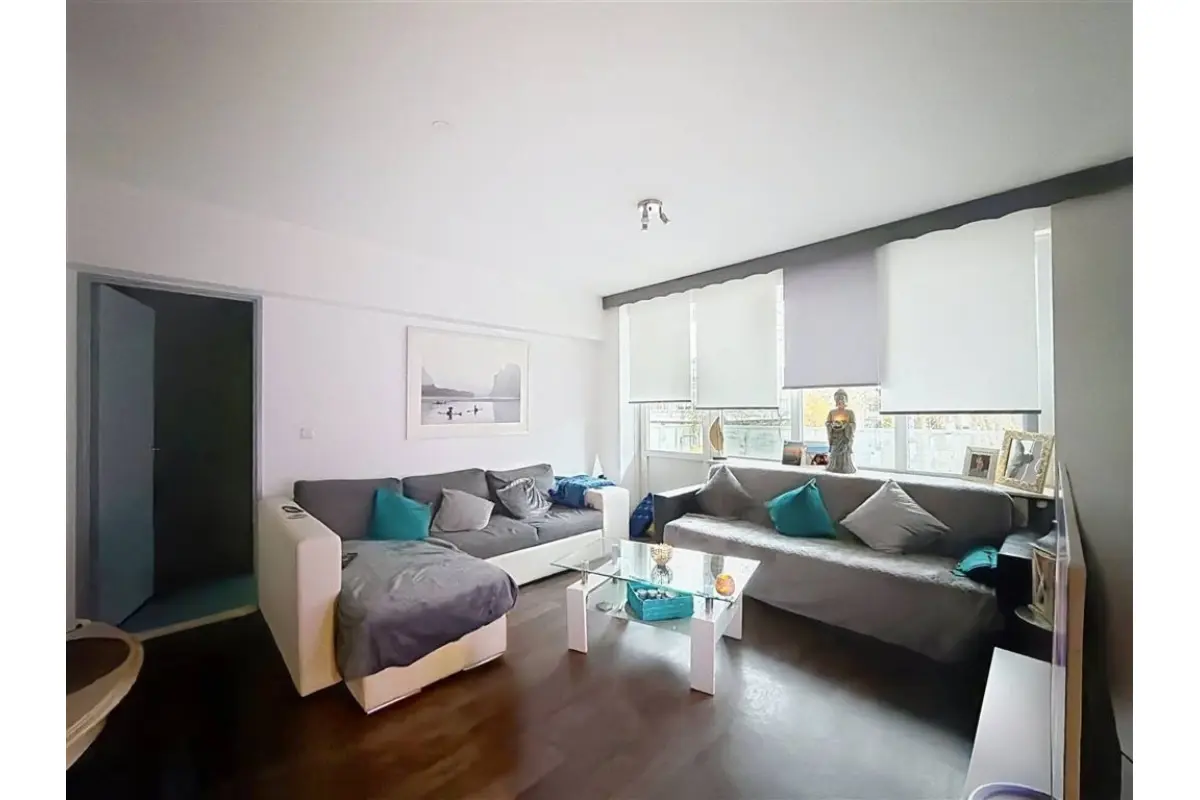 Appartement te  in Anderlecht 1070 139000.00€ 1 slaapkamers 52.00m² - Zoekertje 680528