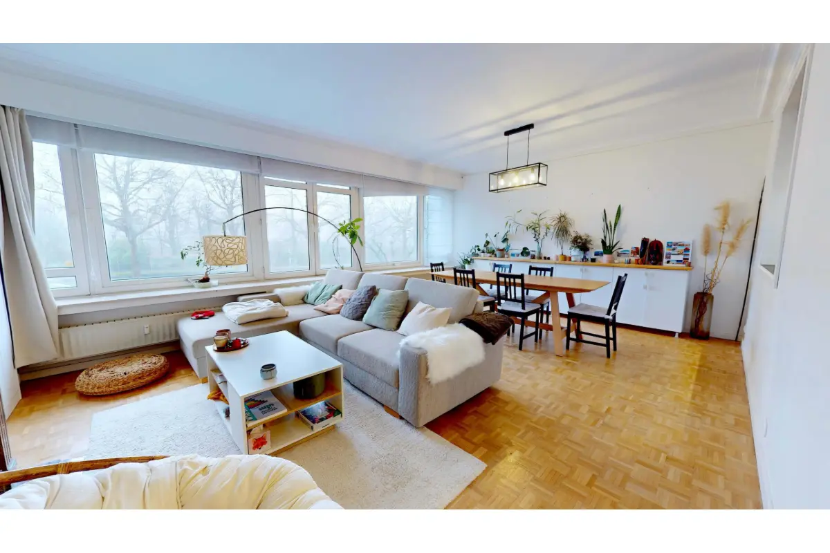 Appartement te  huur in Schaarbeek 1030 1200.00€ 2 slaapkamers 93.00m² - Zoekertje 680105