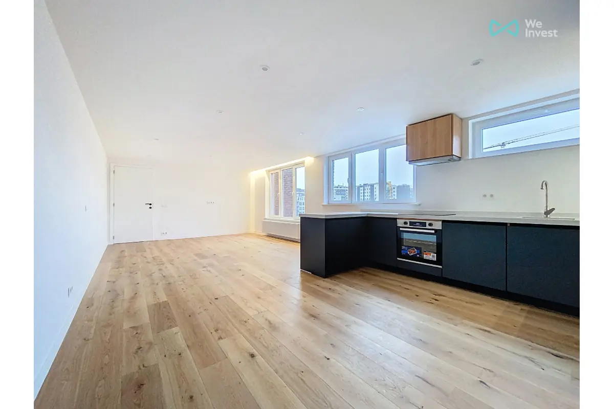 Appartement te  huur in Schaarbeek 1030 1100.00€ 1 slaapkamers 70.00m² - Zoekertje 680370