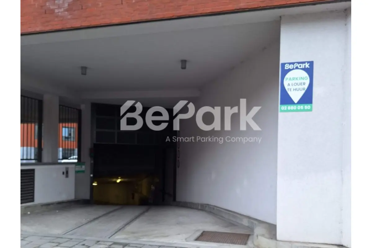 Parking à louer à Evere 1140 96.00€  chambres m² - annonce 680860
