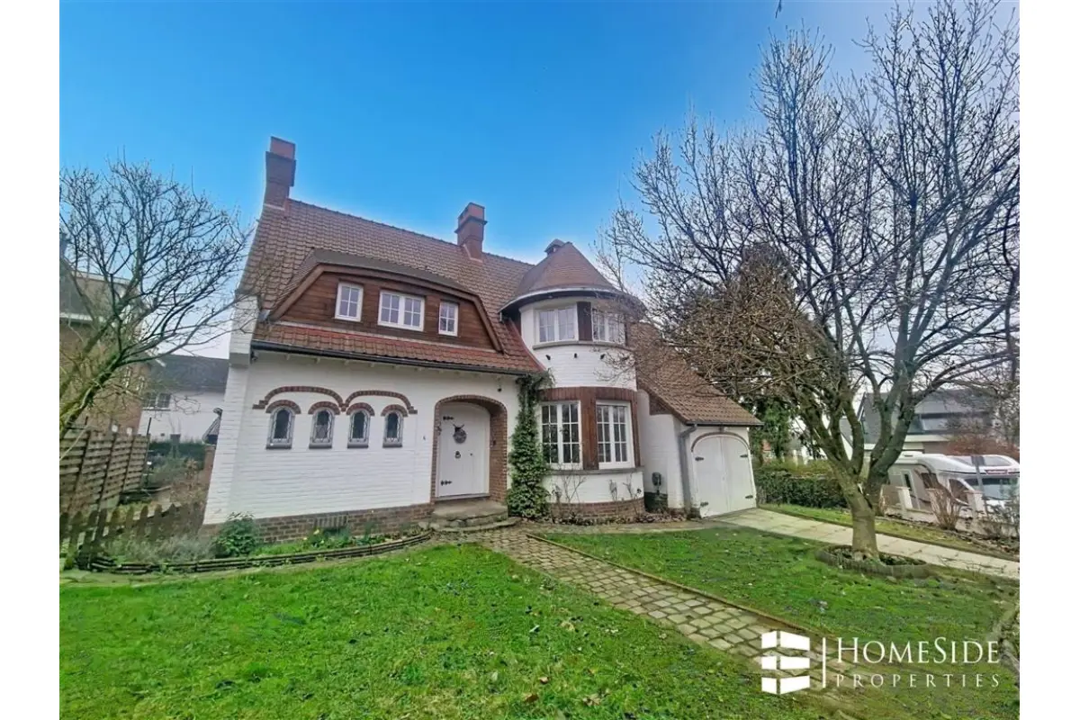 Maison à louer à Woluwe-Saint-Lambert 1200 2500.00€ 3 chambres 230.00m² - annonce 680382