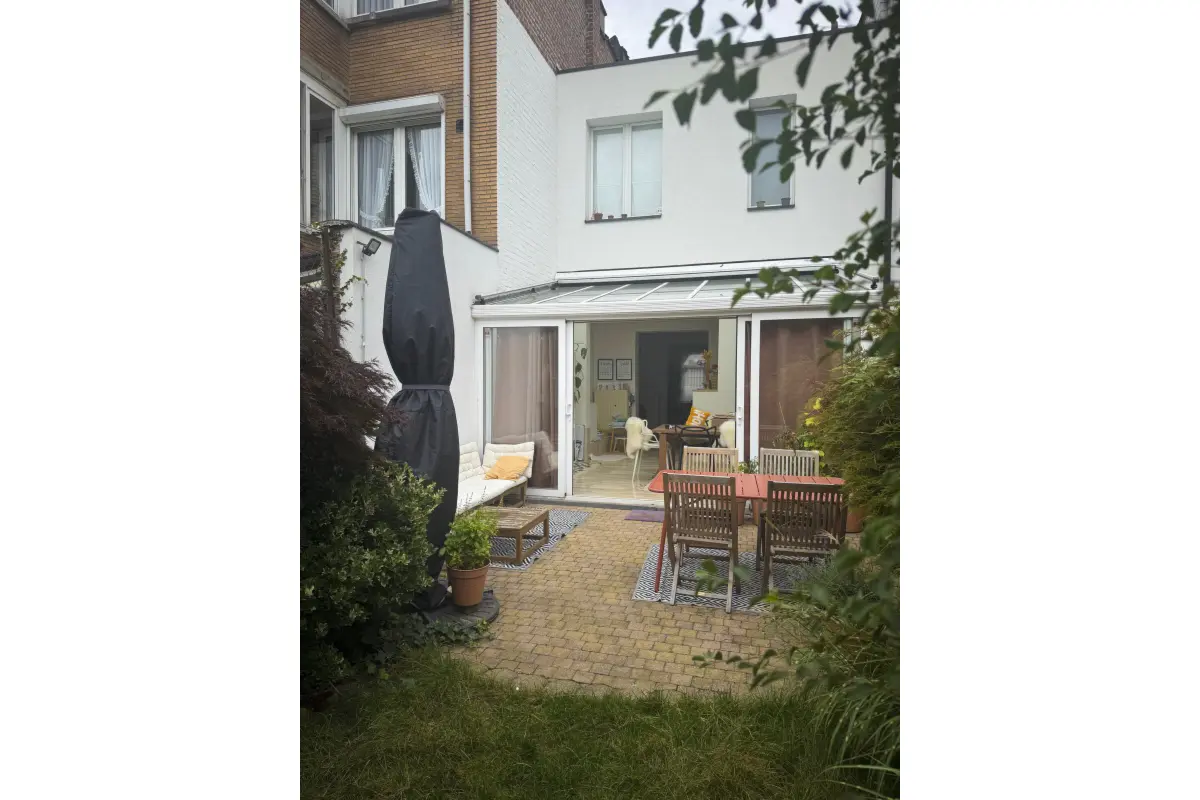 Huis te  koop in Sint-Jans-Molenbeek 1080 430000.00€ 4 slaapkamers 170.00m² - Zoekertje 680175