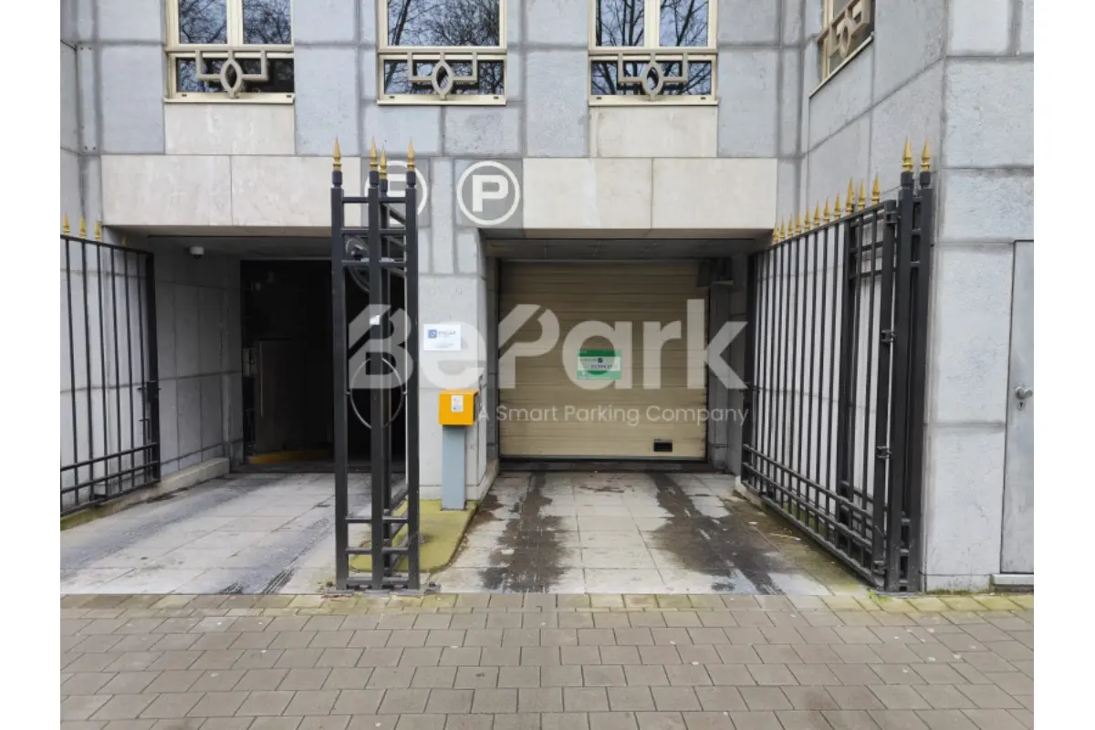 Parking / garage à louer à Saint-Josse-ten-Noode 1210 149.00€  chambres m² - annonce 681911