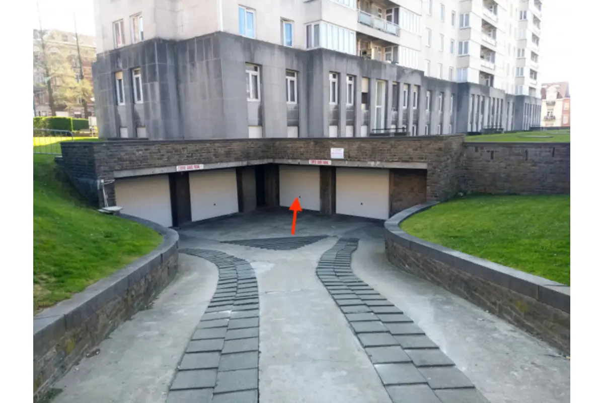 Parking / garage à louer à Bruxelles 1000 109.00€  chambres m² - annonce 681795