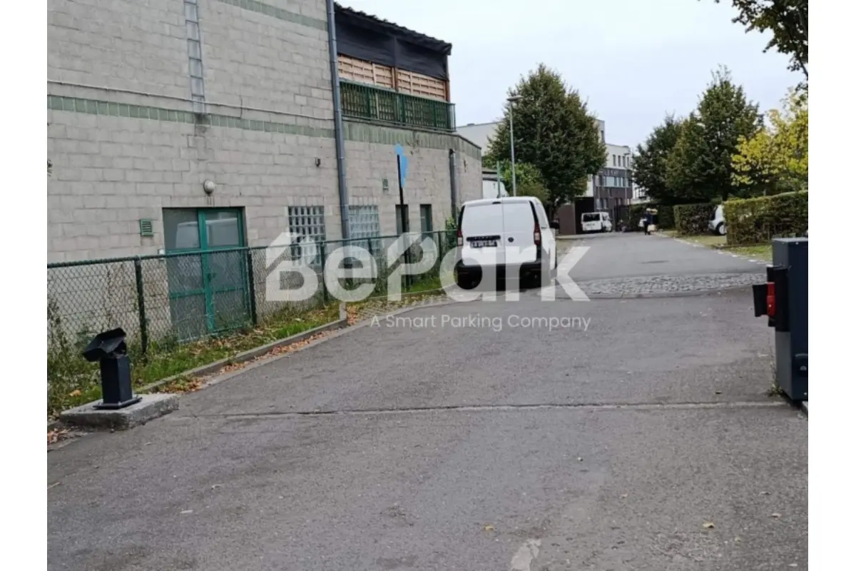 Parking / garage à louer à Anderlecht 1070 79.00€  chambres m² - annonce 681973