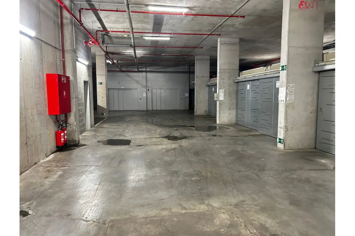 Parking / garage à vendre à Bruxelles 1000 28000.00€  chambres m² - annonce 681424