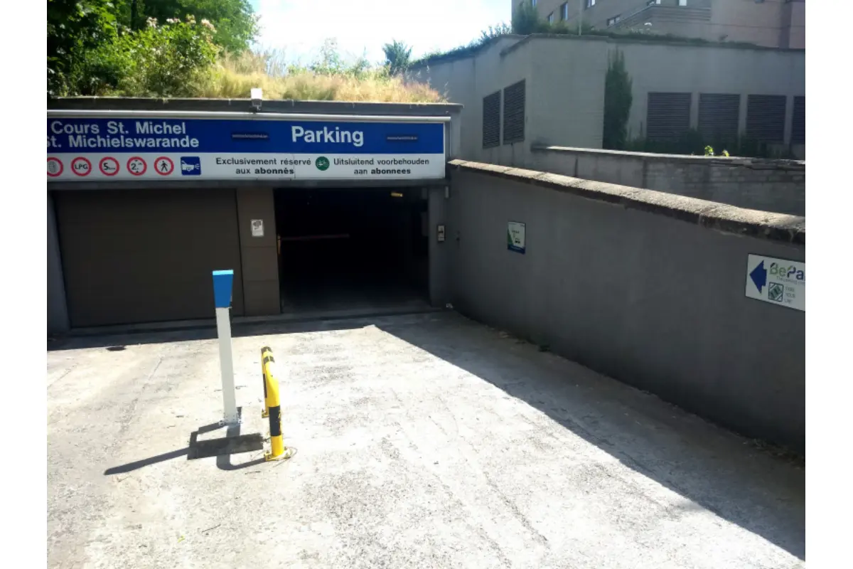 Parking / garage à louer à Etterbeek 1040 99.00€  chambres m² - annonce 681620